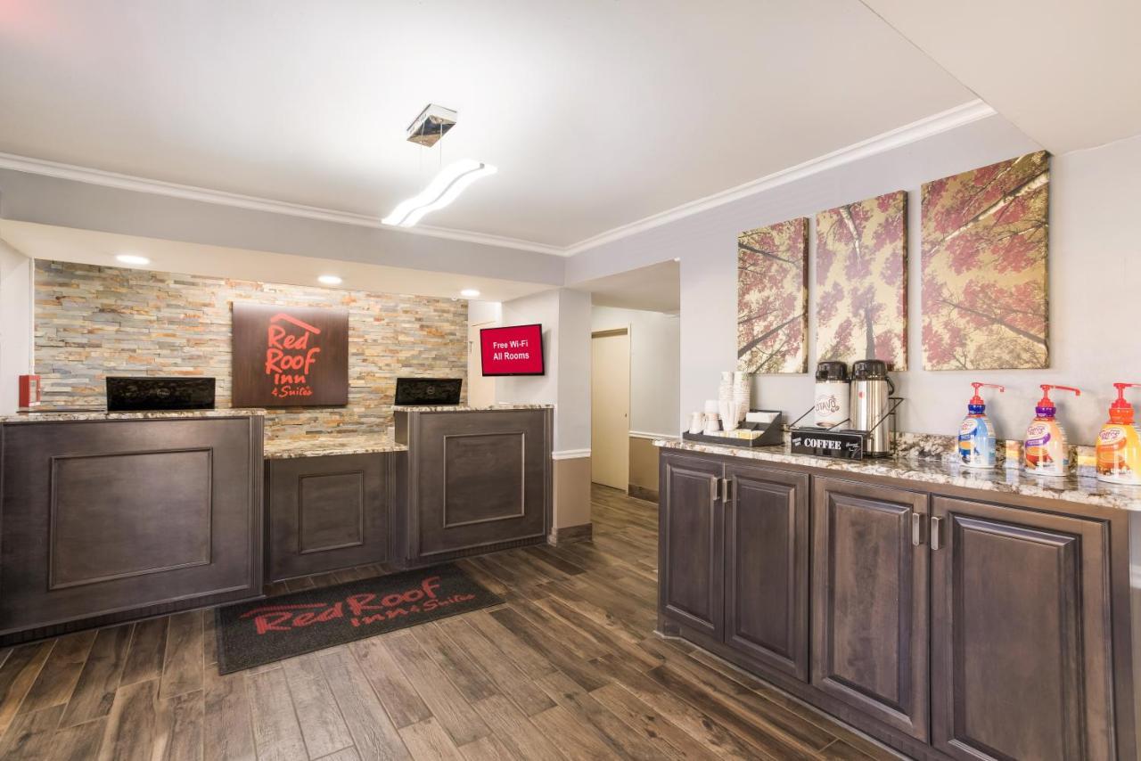 Red Roof Inn & Suites Athens, Al Екстериор снимка